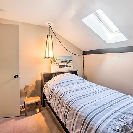 Runningwater Apartment In Lancaster With Deck Екстериор снимка