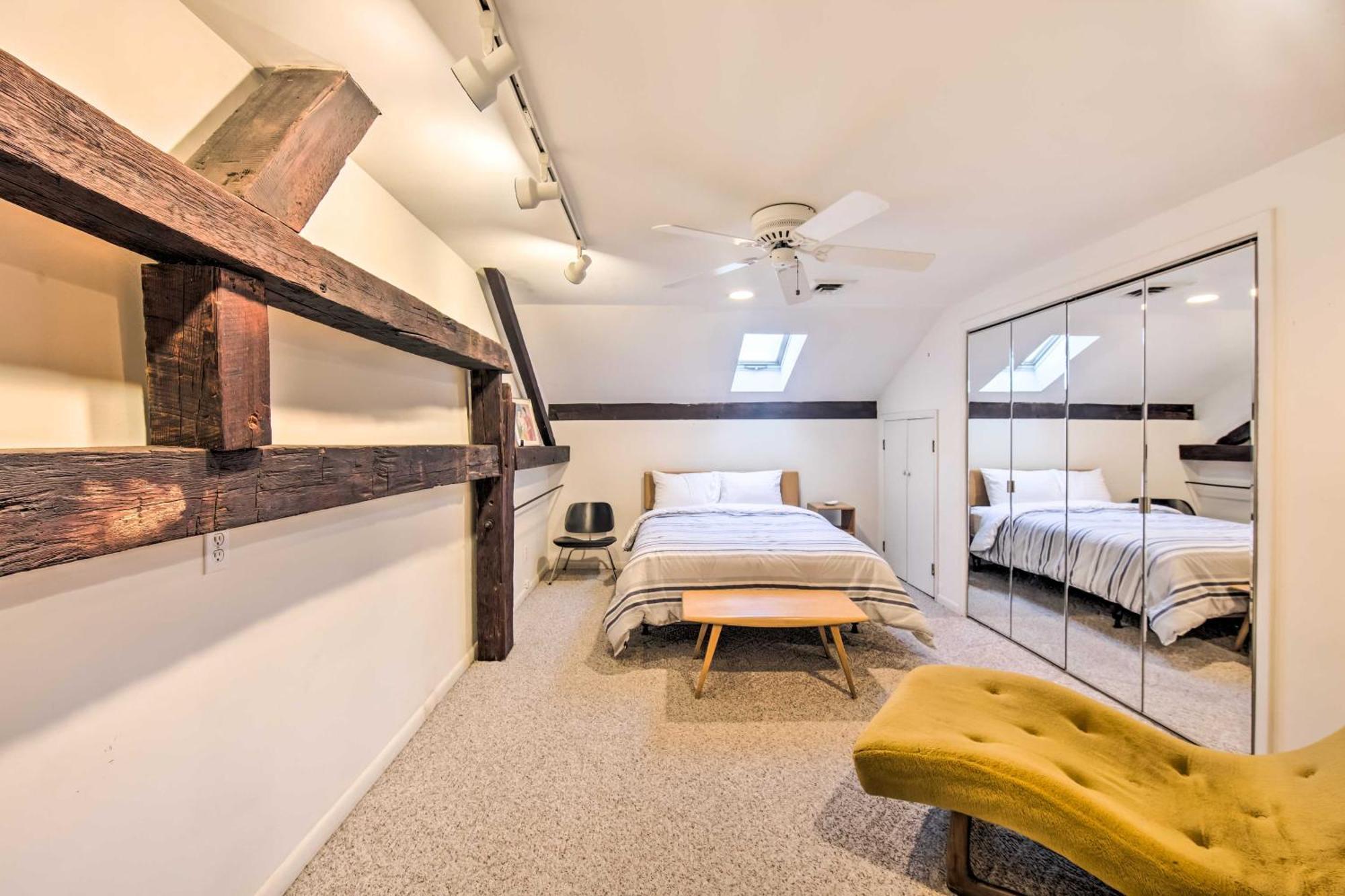 Runningwater Apartment In Lancaster With Deck Екстериор снимка
