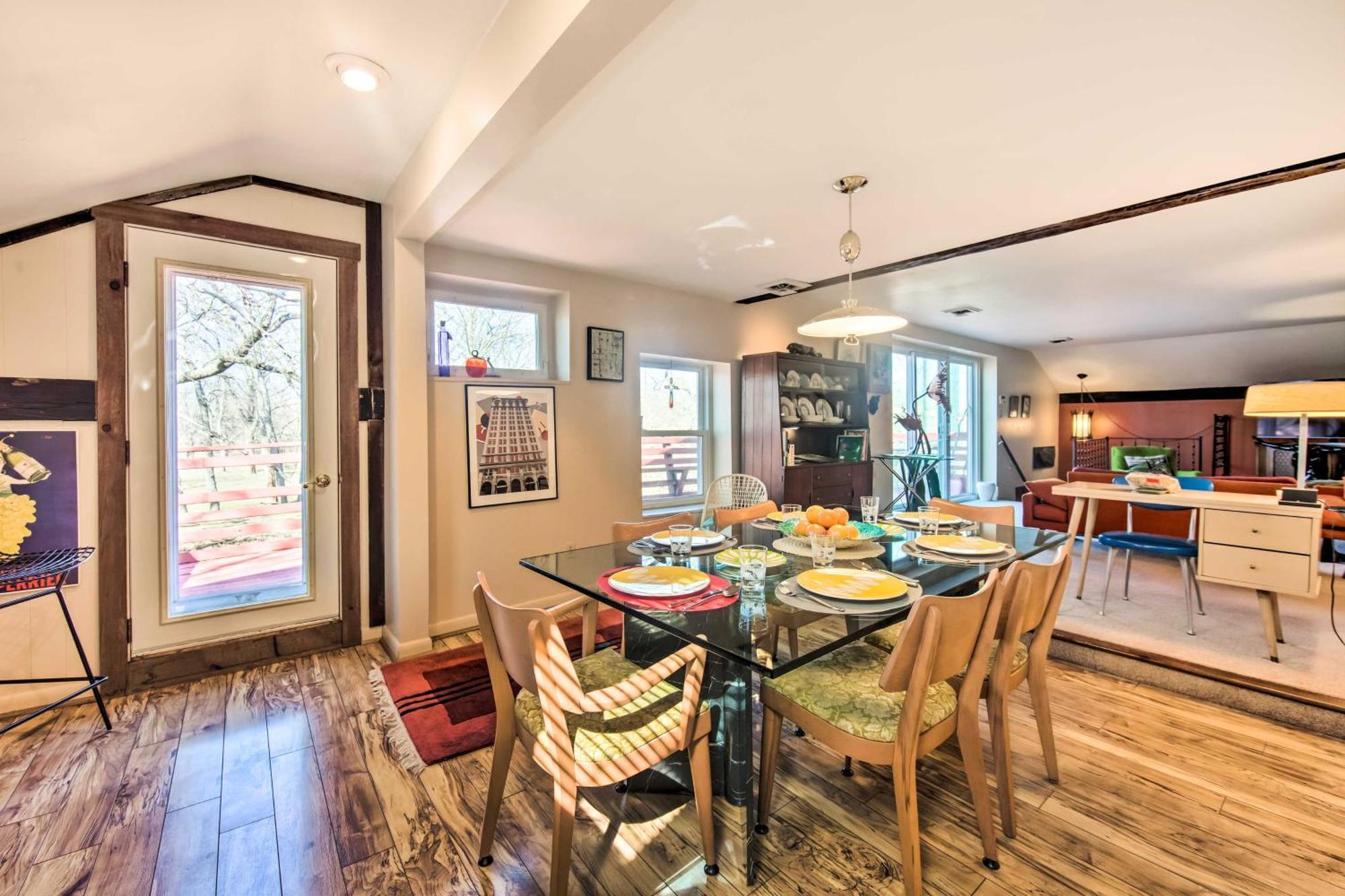 Runningwater Apartment In Lancaster With Deck Екстериор снимка