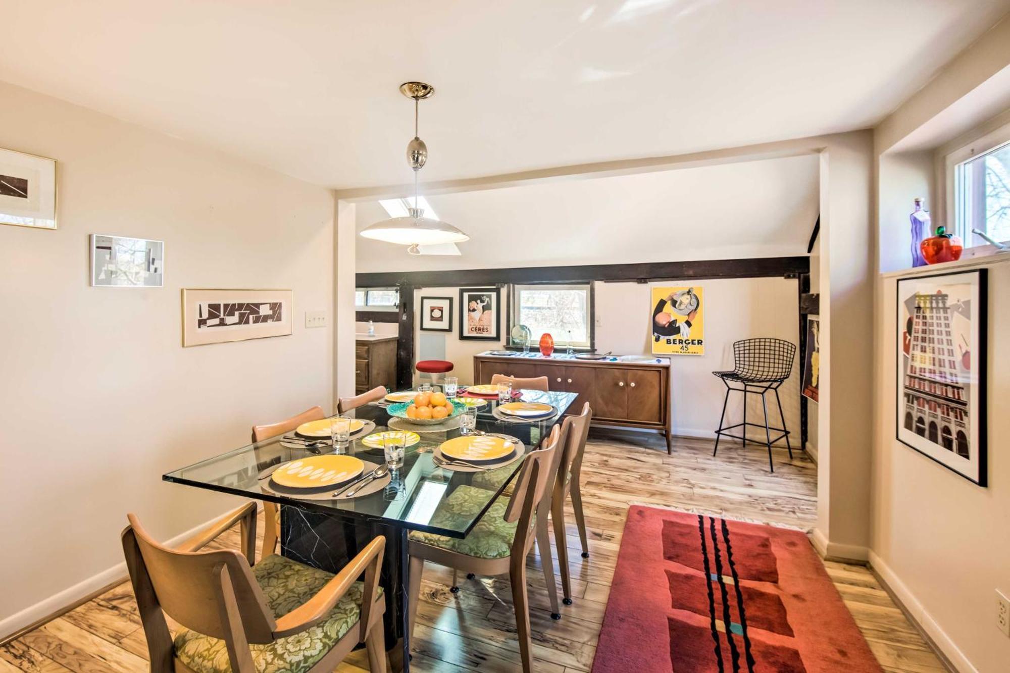 Runningwater Apartment In Lancaster With Deck Екстериор снимка